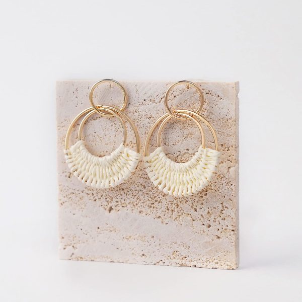 Raffia Hoop Earrings for Women Fun Boho Summer Beach Earrings Lightweight Handmade Straw Wicker Rattan Dangle Earrings Statement Geometric Round Drop Earrings - Image 4
